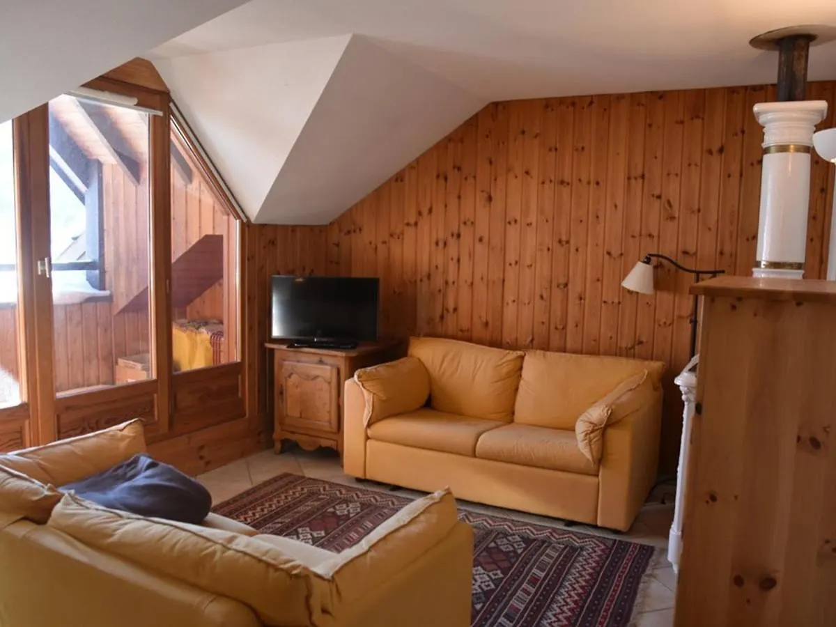 Duplex 3 Pieces 6 Pers Sous Les Toits Avec Balcon Et Garage - Montgenevre - Fr-1-266-163 Apartment
