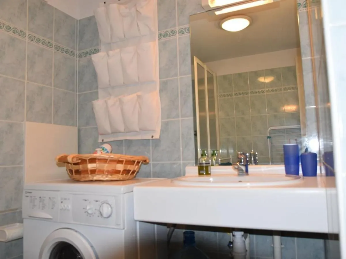 Duplex 3 Pieces 6 Pers Sous Les Toits Avec Balcon Et Garage - Montgenevre - Fr-1-266-163 Apartment
