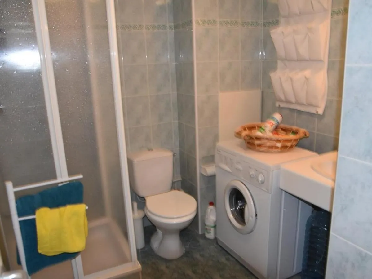 Duplex 3 Pieces 6 Pers Sous Les Toits Avec Balcon Et Garage - Montgenevre - Fr-1-266-163 Apartment France